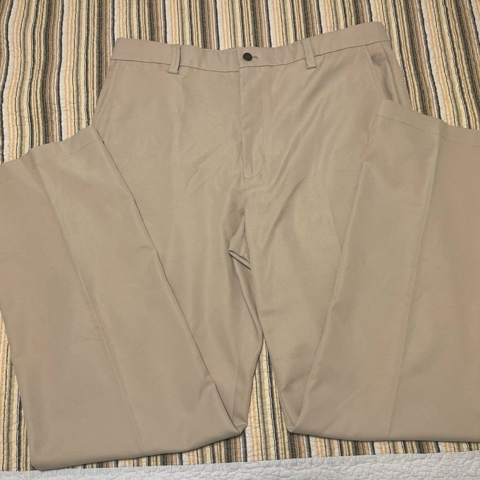 Callaway Men's 36x34 Khaki Beige Tan Flat Front Performance Golf Chinos