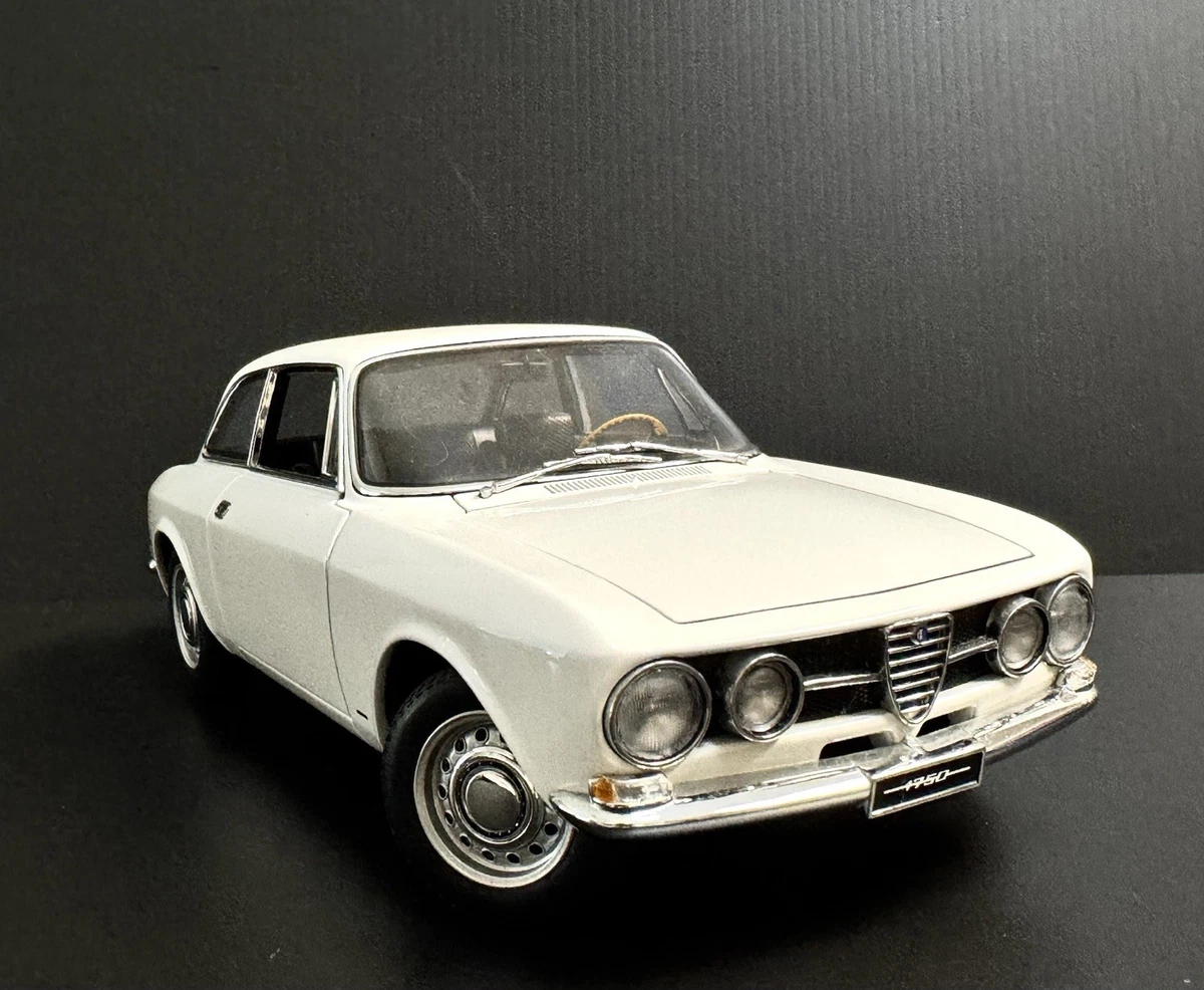 AUTOart Alfa Romeo Diecast & Toy 1:18 for sale | eBay