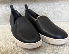 Vionic Uptown Black Leather Slip-On Shoes Contoured Arch Support Comfort 10 NWOB