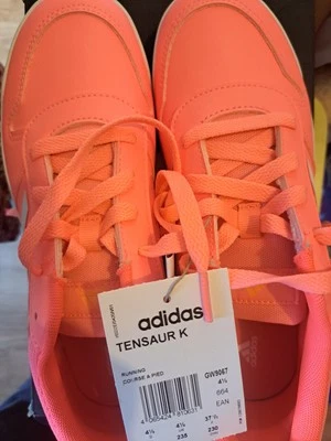 basket adidas femme - Photo 1/4
