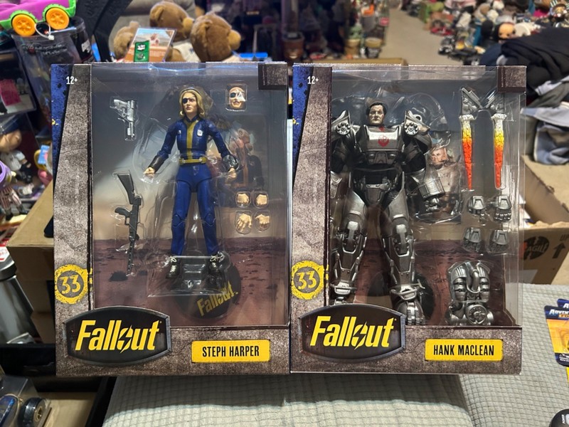 (2) MCFARLANE FALLOUT STEPH HARPER & Hank Maclean 8 inch action figure 33 LOT