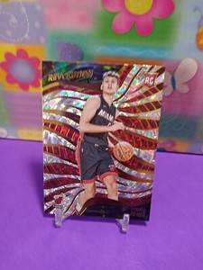 2022-23 Revolution FRACTAL Nikola Jovic Rookie #117 Miami Heat Rookie RC