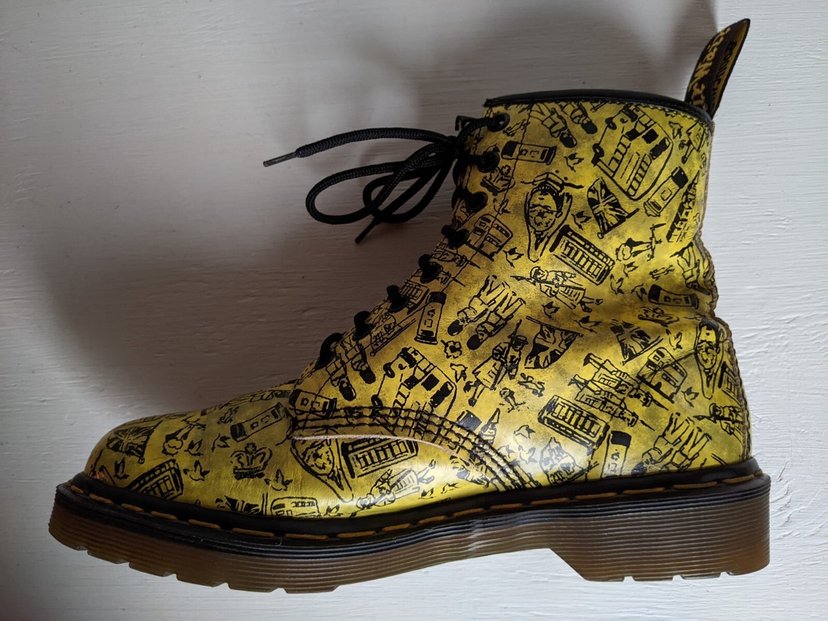 2 DOC DR. MARTENS YELLOW LONDON ICONS BOOTS 7UK MADE IN 2 DOC DR. MARTENS YELLOW LONDON ICONS BOOTS 7UK MADE IN