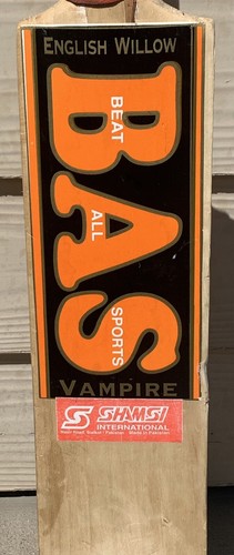 BAS Vampire English Willow Adults Cricket Bat. Size SH (Short Handle) 84.5 cm - Picture 7 of 15