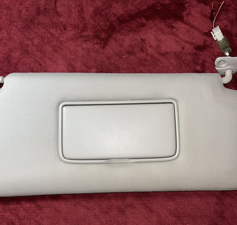 Солнцезащитный козырек 2004-2012 Nissan Armada Titan QX56 серый от оригинального производителя для правой/пассажирской стороны - Изображение 3 из 4