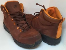 Nike Manoa Men's Brown Leather Boots Size 12.