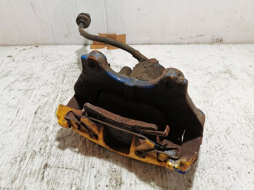 Bremssattel & Träger Beifahrerseite vorne für Vauxhall (Opel) Corsa D VXR 1.6T Bj 08 - Bild 4 von 5