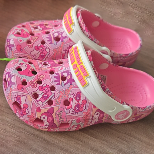 Kids Crocs Hello Kitty and Friends Classic Clogs LIMITED STOCK AVAILABLE - Picture 7 of 12