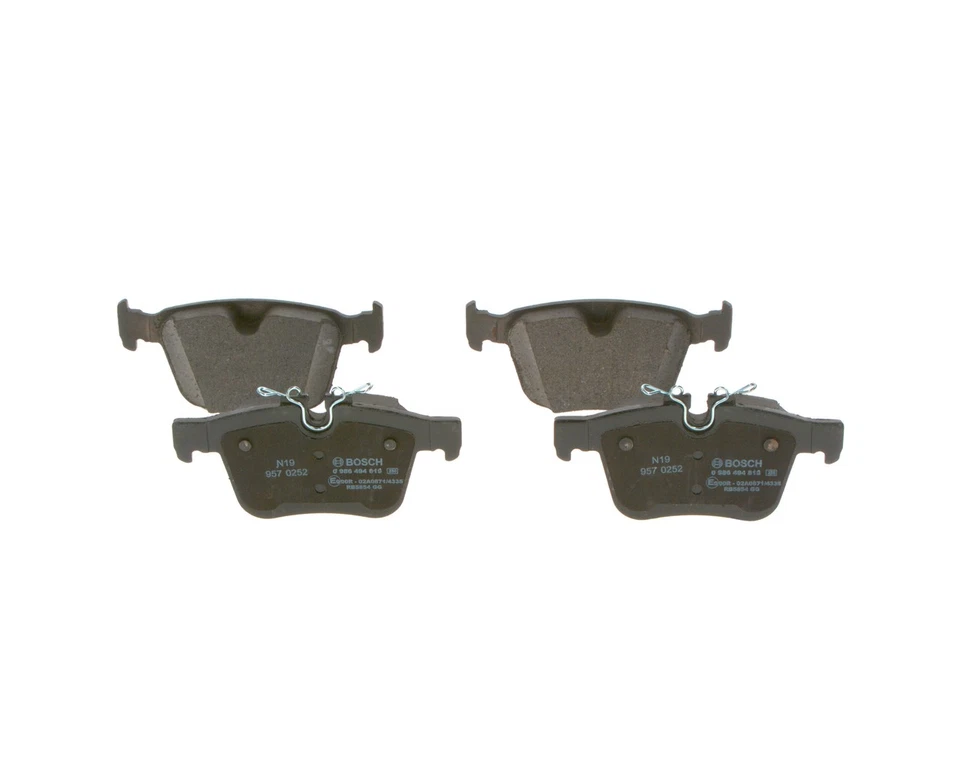 Bosch Rear Brake Pads for Land Rover Discovery Sport L550 2.2L DIESEL 224DT 2015 - image 4 of 4