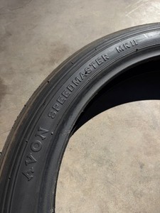 Avon Speedmaster MKII 3.25-19 motorcycle tire - new condition!