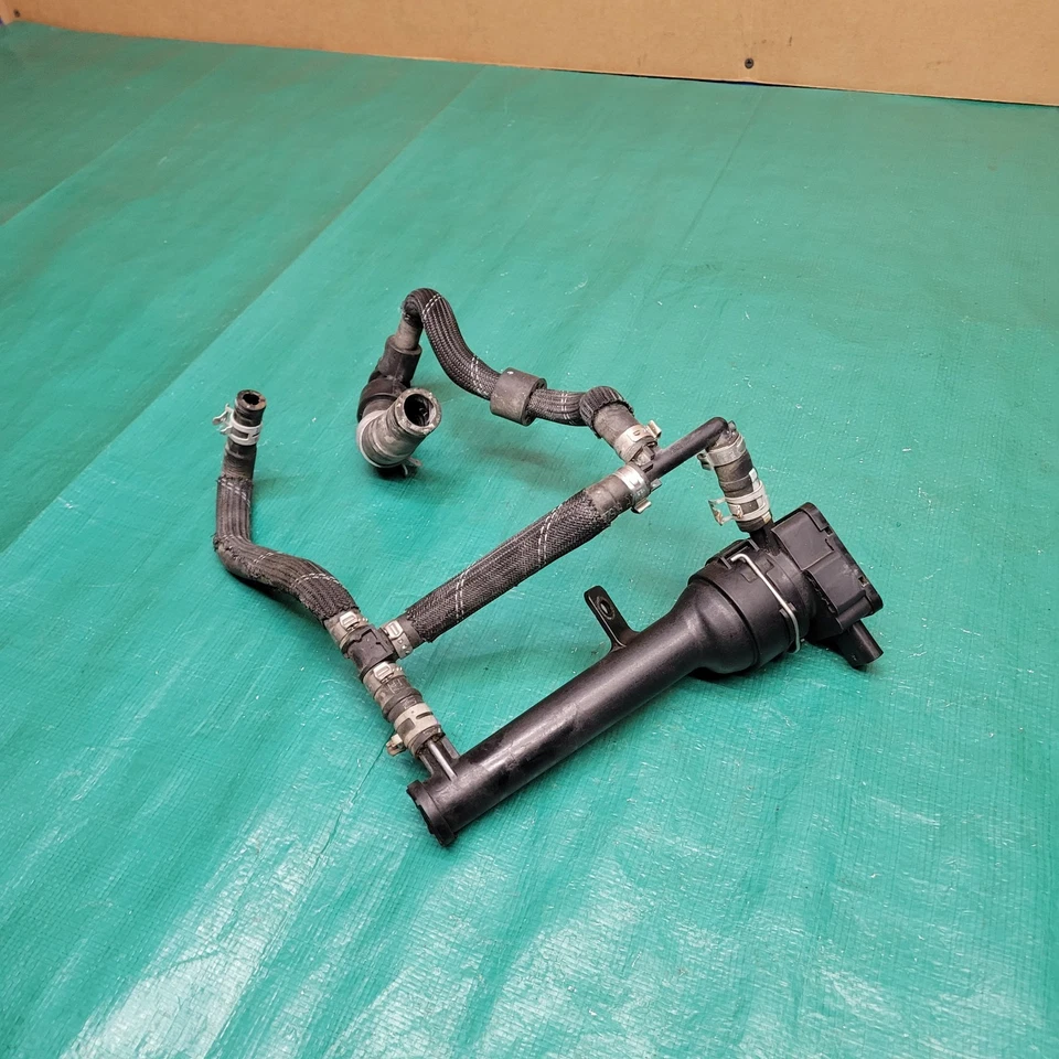 Датчик уровня охлаждающей жидкости 2013-2016 Ford Escape Fusion 1,6 от оригинального производителя GV61-8C045-AA - Изображение 4 из 4