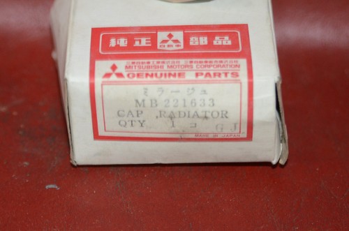Genuine NOS Mistubishi Galant Pajero Montero Radiator Cap OEM MB221633 ND 0.9 - Picture 2 of 12
