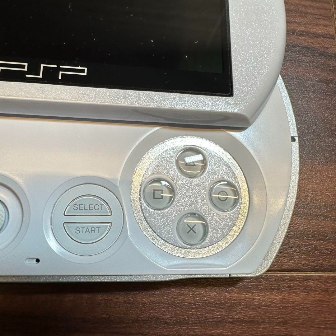 PSP go ホワイト 美品 Sony PlayStation Portable Go PSP Go PSP-N1000PW Pearl White