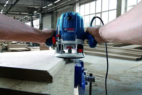 Bosch 55mm 1300W Wood Working Router GOF 130 220 Volt Express Delivery - Picture 4 of 9