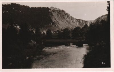 CPA LA CLUSE-et-MIJOUX Fort du Larmont et le Doubs (1115799)