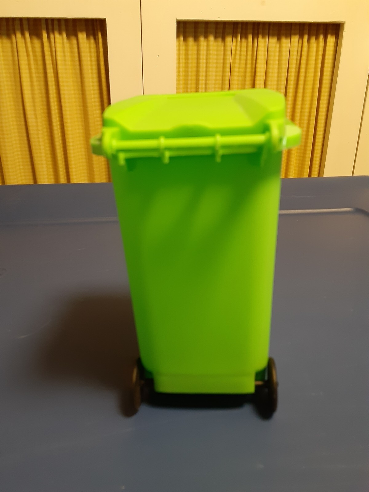 Bild 2 von 6