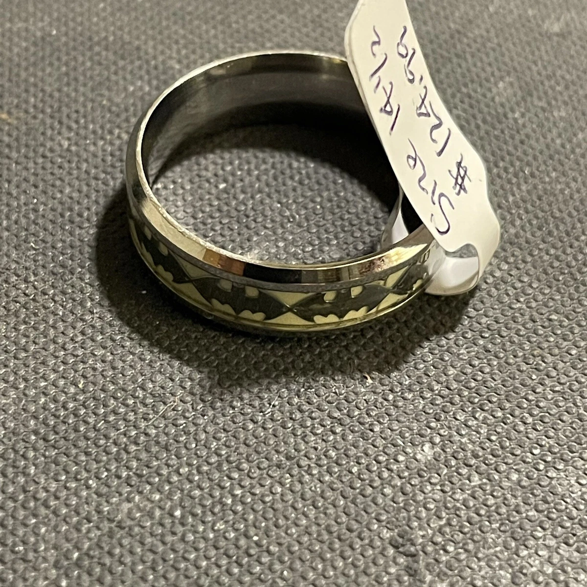Glow in the deals dark batman ring