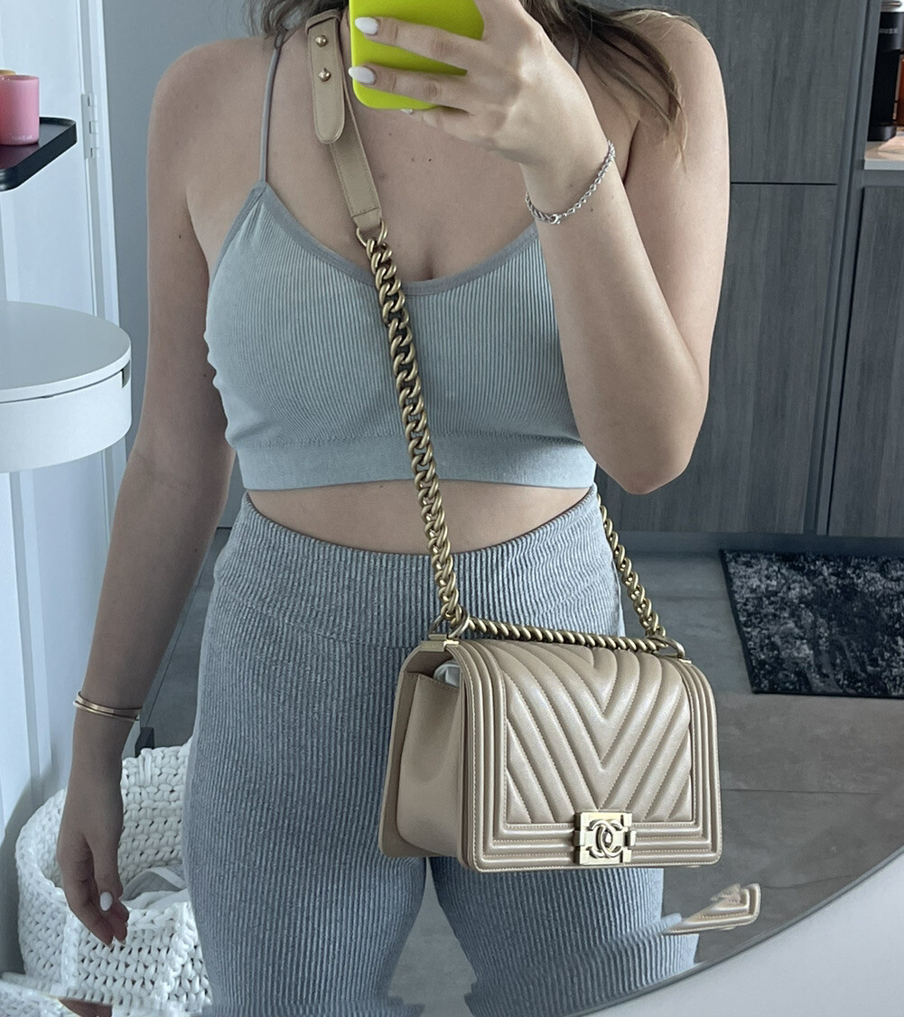 【ヴィンテージ】Rank:S☆Chanel Cream C19 Small Series30 Bag s-l1200.jpg