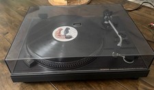 Hitachi Direct Drive Turntable HT-350