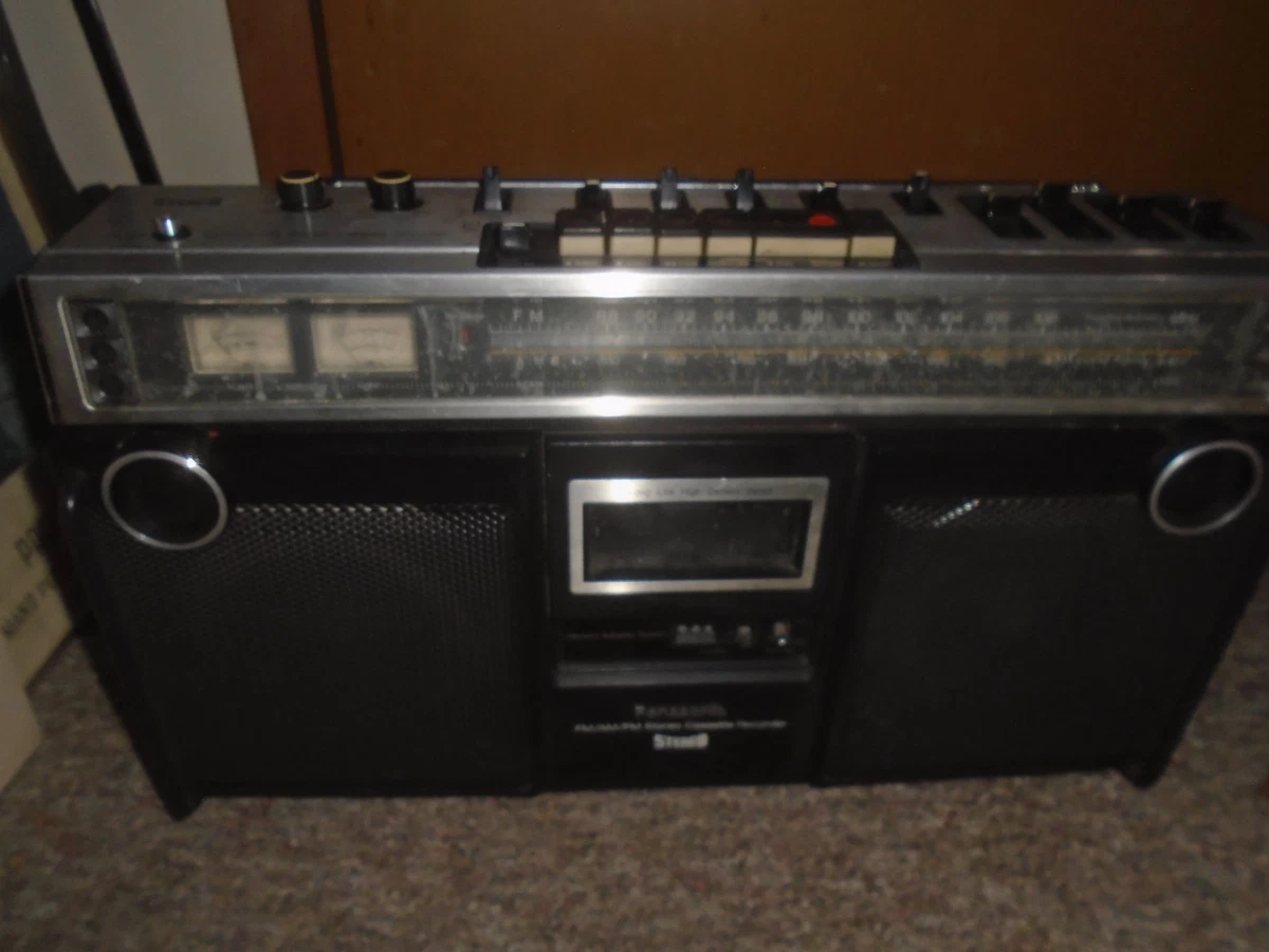 RADIO CASSETTE PHILIPS VINTAGE AÑOS 60 de segunda mano por 30 EUR en