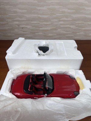 No520 ミニカー1/18 KYOSHO BMW Z8 Roadstar Kyosho BMW Z8 Roadster Convertible 1:18 Diecast Dealer Promo