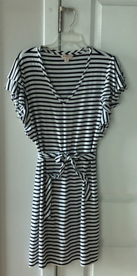 Brooks  Brothers ''Red Fleece'' label, DRESS, BLACK N WHITE STRIPE