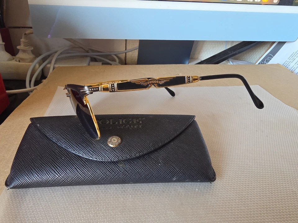 paire de lunettes police 2245  TBE  lot no 4 - Photo 2/4