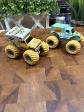 Spin Master Monster Jam 2024 Series 29 Wreckreation  VS  Ranger Rescue