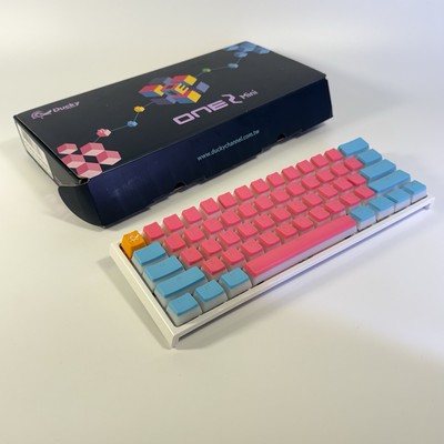 Ducky Mini One 2 Mechanical Keyboard Candy, No Manual, Tested Works Great