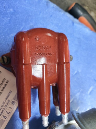 BOSCH # 0237009601 Ignition Distributor For PEUGEOT 205 I Convertible - Picture 4 of 19