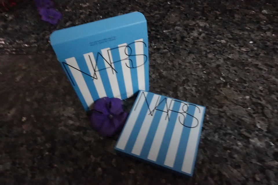 NARS hot escape cheek palette I New in box full size - Image 2 of 4