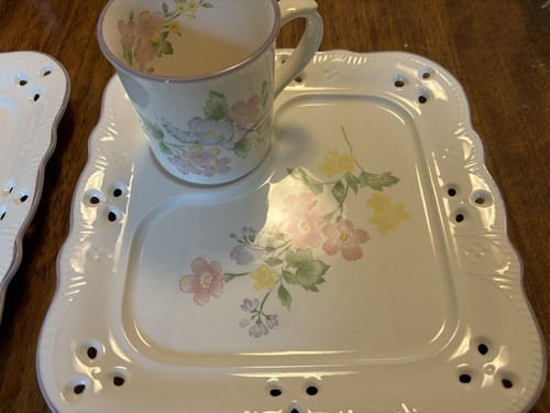 VINTAGE Royal Crown Princess Diana Luncheon/Snack Sets Arnart Import - 1984 - 第 3/9 張圖片