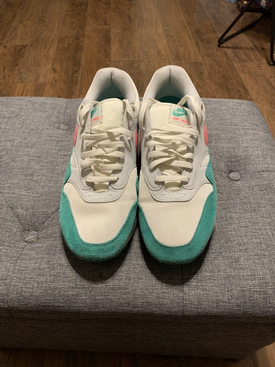Nike Air Max 1 Watermelon Size 13 NO BOX Pre owned AH8145 Nike Air Max 1 Watermelon Size 13 NO BOX Pre owned AH8145