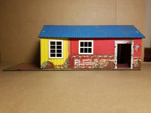Vintage Wolverine Toy Co Tin Litho Ranch Style Doll House Cottage Model No. 800