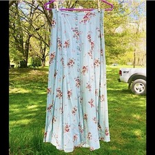 Vintage 90s/Y2K Ice Blue Floral Flowy Boho Cottagecore Skirt