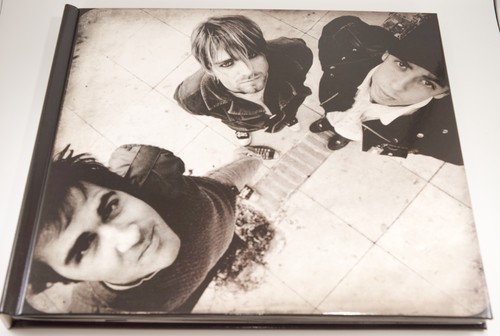 Treasures of Nirvana Book Gillian G. Gaar 90's Grunge Rock Icons Scrapbook - Picture 5 of 13