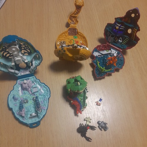 Mighty Max units with some figures job lot eBay