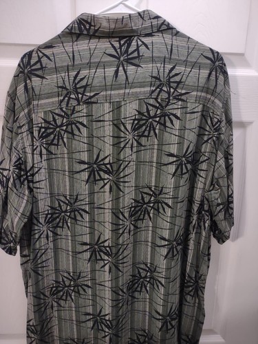 Concepts By Claiborne green/black 100% Rayon Hawaiian Shirt Sz. XL C97 - Picture 2 of 6