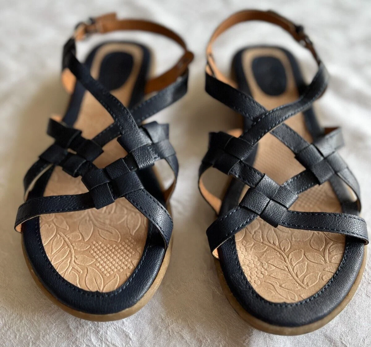 Boc hotsell navy sandals