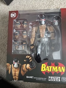 Mafex Knightfall Batman | eBay Mafex Knightfall Batman | eBay