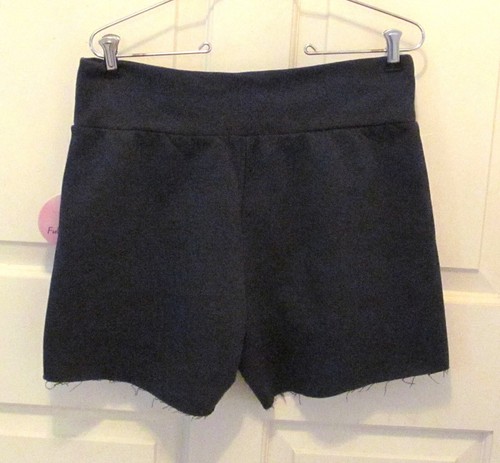 Full Circle Trends Blue Pull-On Shorts SMALL Juniors "LOVE" w Decorative Buttons - Picture 2 of 7