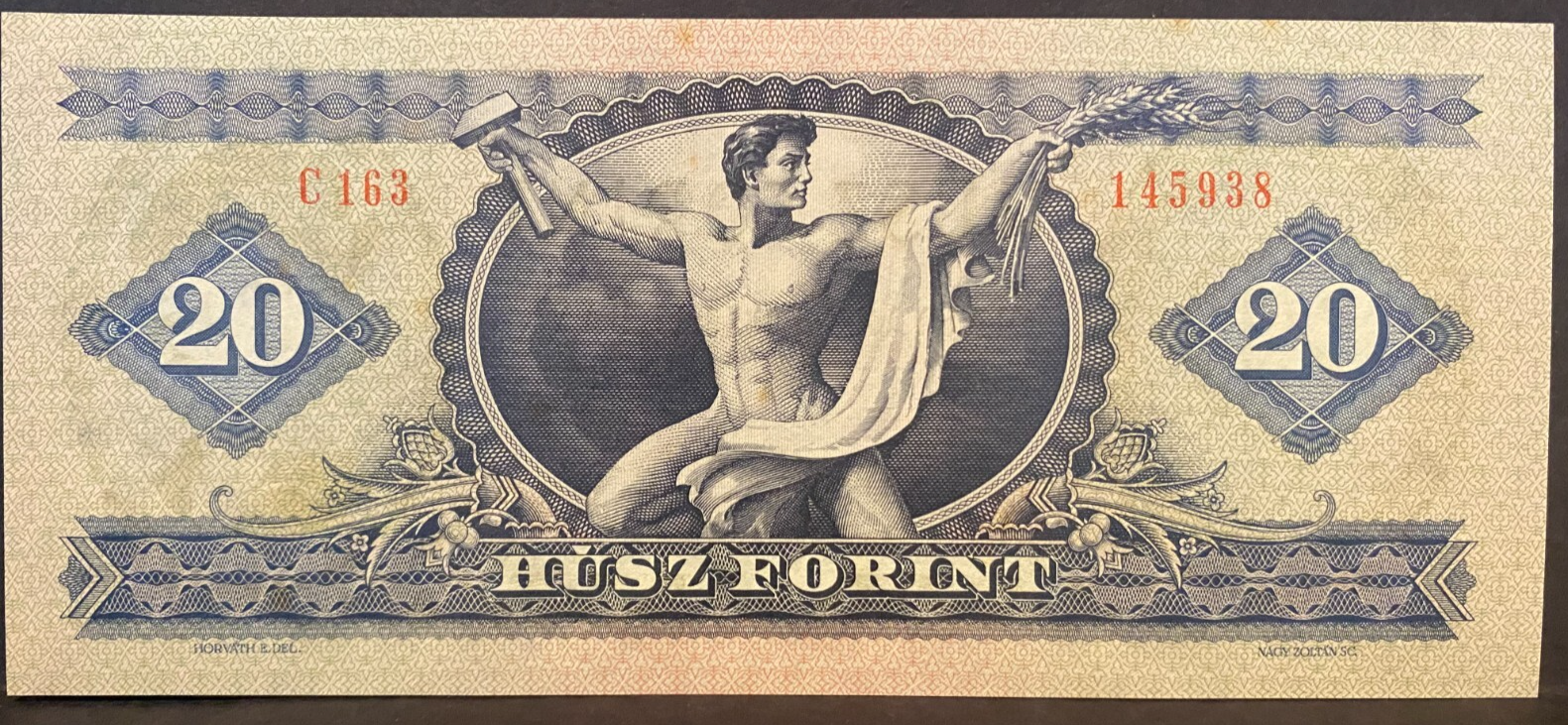 Foto 2 di 2