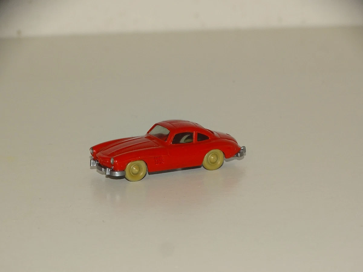 WIKING 8330325 Mercedes Benz 300 SL Coupé 1:87 HO Scale Model Germany