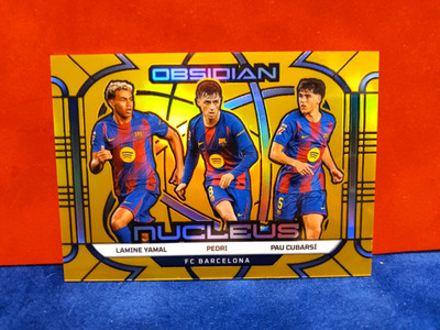 Lamine Yamal Pedri Pau Cubarsi 2025-26 Obsidian Nucleus Gold #07/10 FC Barcelona