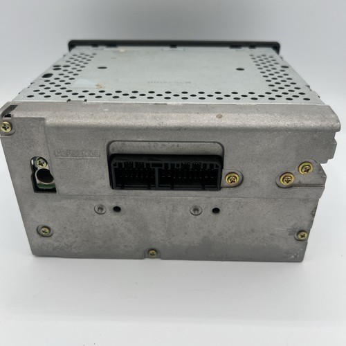 98 99 00 Honda Accord AM FM Radio Single Disc CD Player 39100-S84-A210 OEM - Picture 2 of 6
