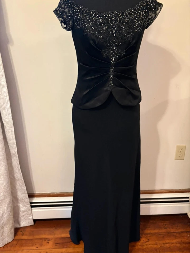 Montage by Mon Cheri long evening dress - Image 3 of 4