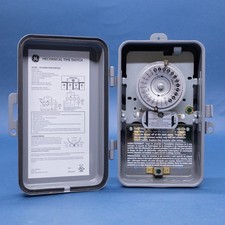 GE 24-Hour Indoor/Outdoor Metal Mechanical Time Switch 120 VAC 15163