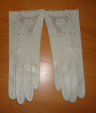 VTG New Lavabile Womens 7 1/4 Beige Kid Leather Cut Out Floral Embroidery Gloves