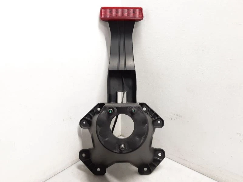 Porta neumáticos de repuesto trasero Jeep JK Wrangler con tercera luz de freno 55397217 07-17 119938 Foto 2 de 4