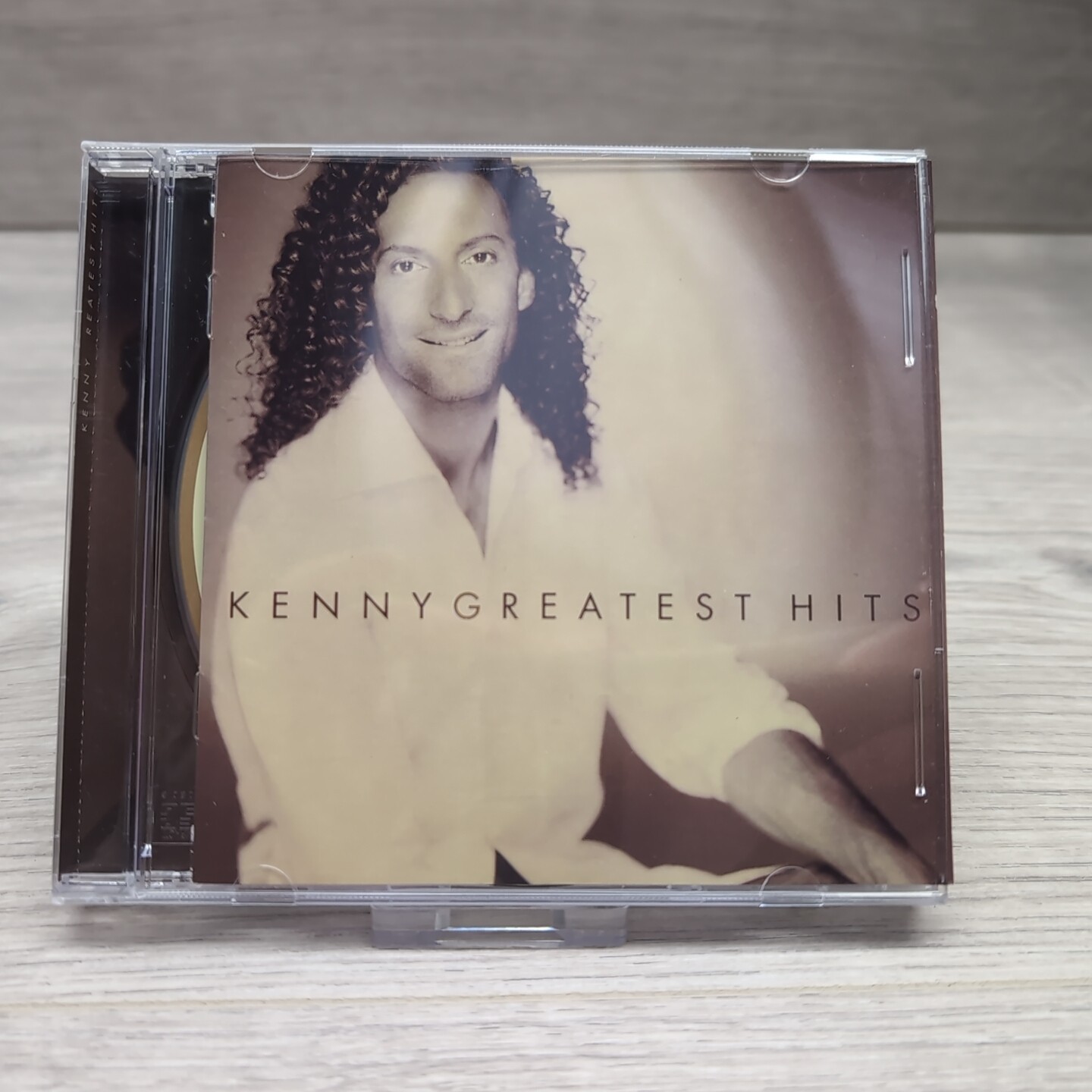 Kenny G - Greatest Hits - CD Album - 1997 Arista Records - Very Good Condition